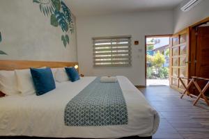 standard-double-room-2