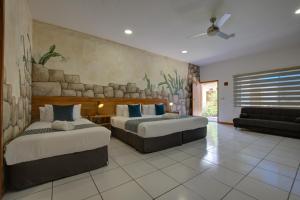 standard-triple-room-4