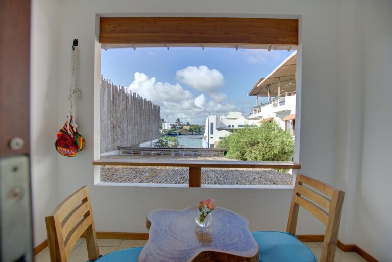 Plaza Luna Suites Hotel