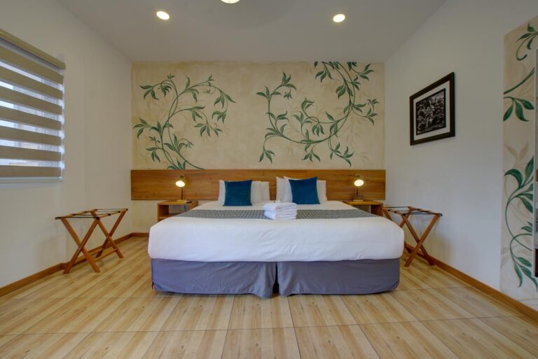 Plaza Luna Suites Hotel