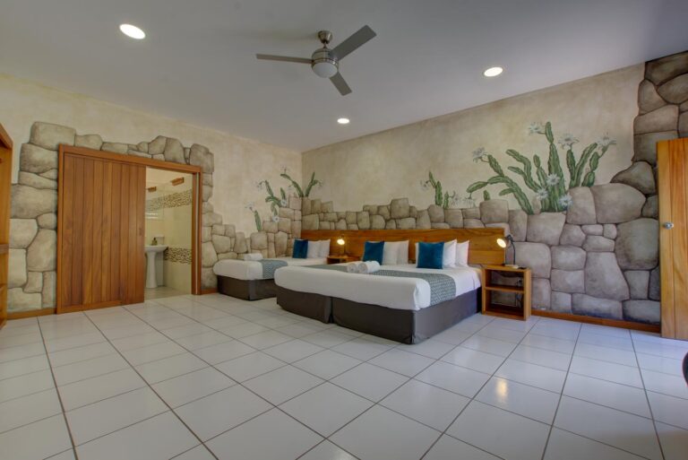 Plaza Luna Suites Hotel